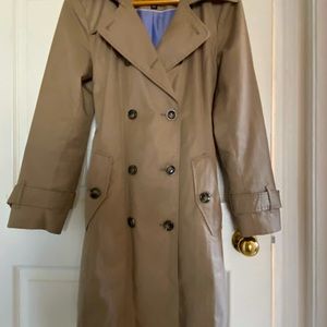 Next to new, London Fog trench